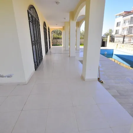 Sarilarda Villa *